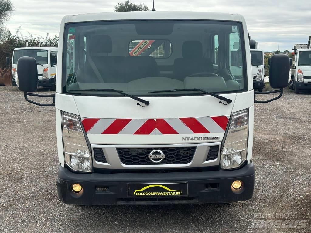 Nissan NT 400 Bestelwagens met open laadbak