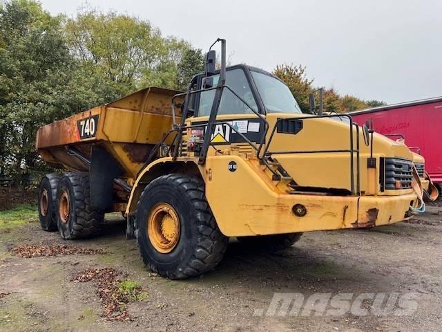 CAT 740 Knik dumptrucks