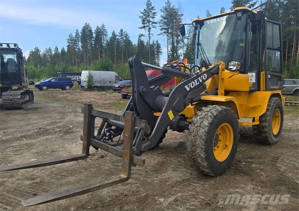 Volvo L30G Wielladers