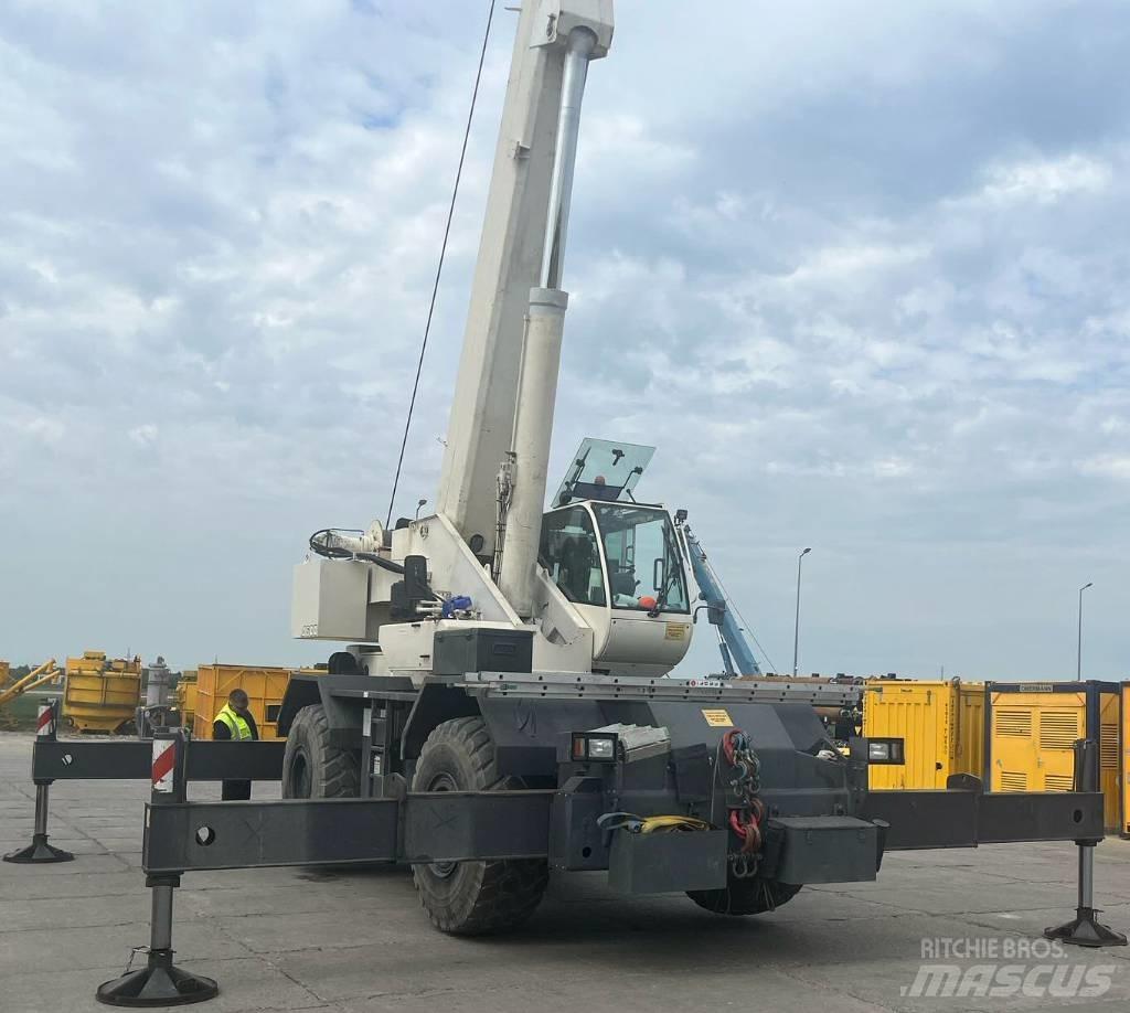 Terex A 600 Ruwterrein kranen