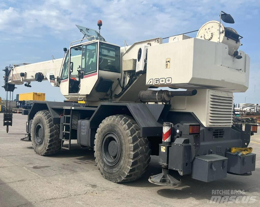Terex A 600 Ruwterrein kranen