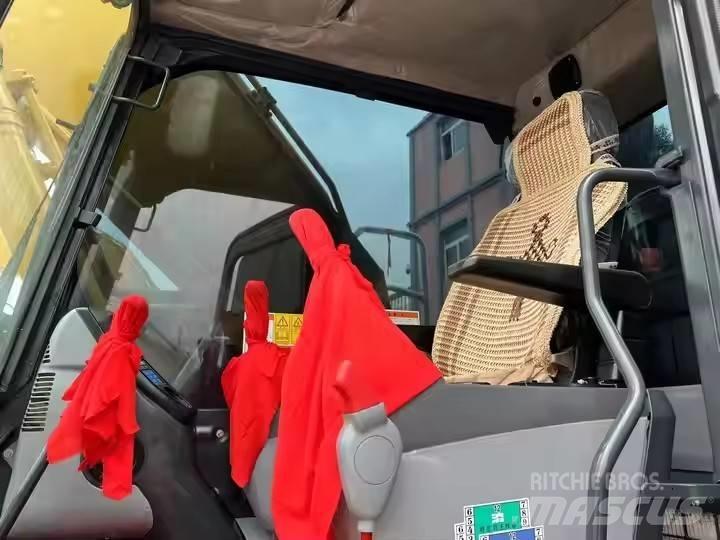 Komatsu PC 200 Rupsgraafmachines