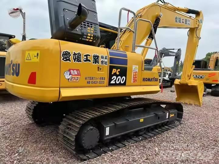 Komatsu PC 200 Rupsgraafmachines