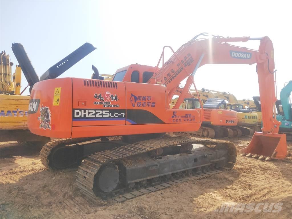 Doosan DH225LC-7 Rupsgraafmachines