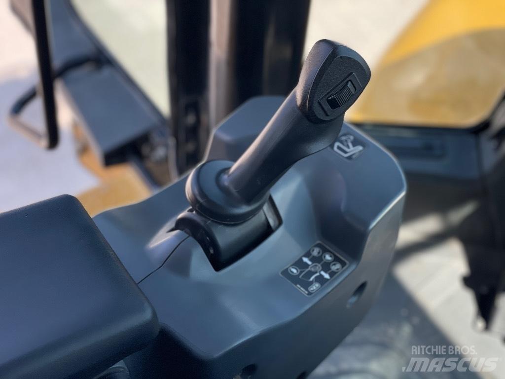 CAT 966M XE Wielladers
