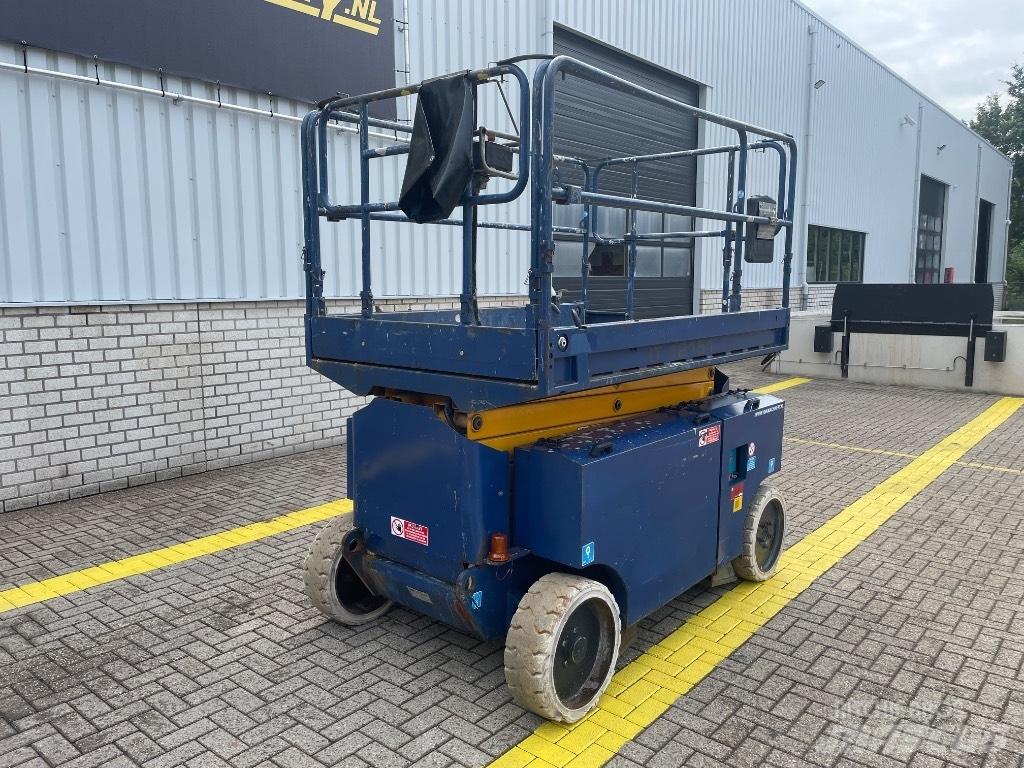 Iteco IT 12151 Schaarhoogwerkers