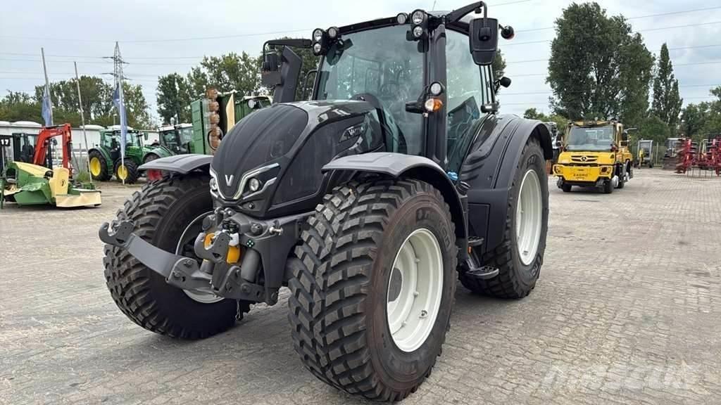 Valtra N155 ED Tractoren