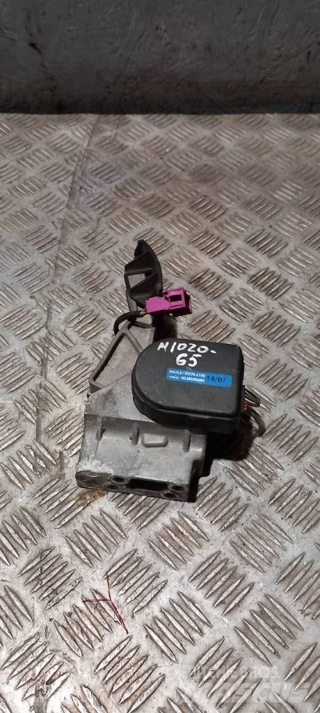 MAN TGA   81259706100 Cabine en interieur
