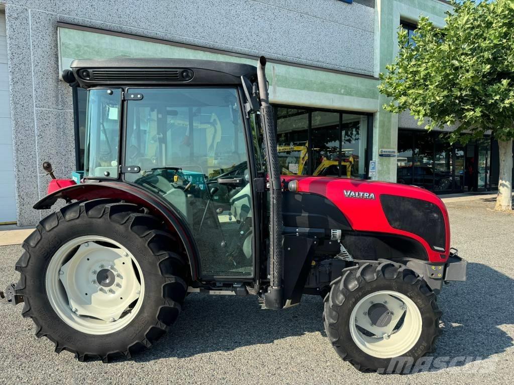 Valtra F95 Tractoren