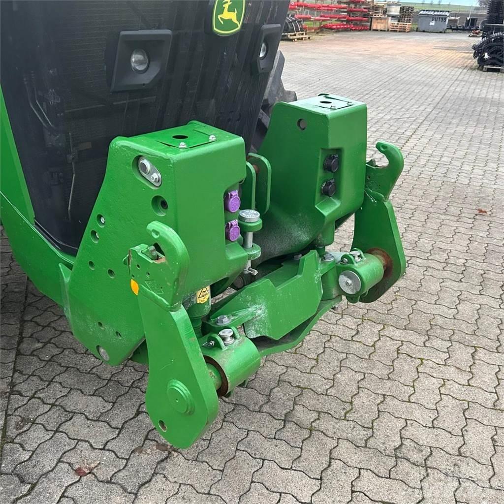 John Deere 8R340 Tractoren