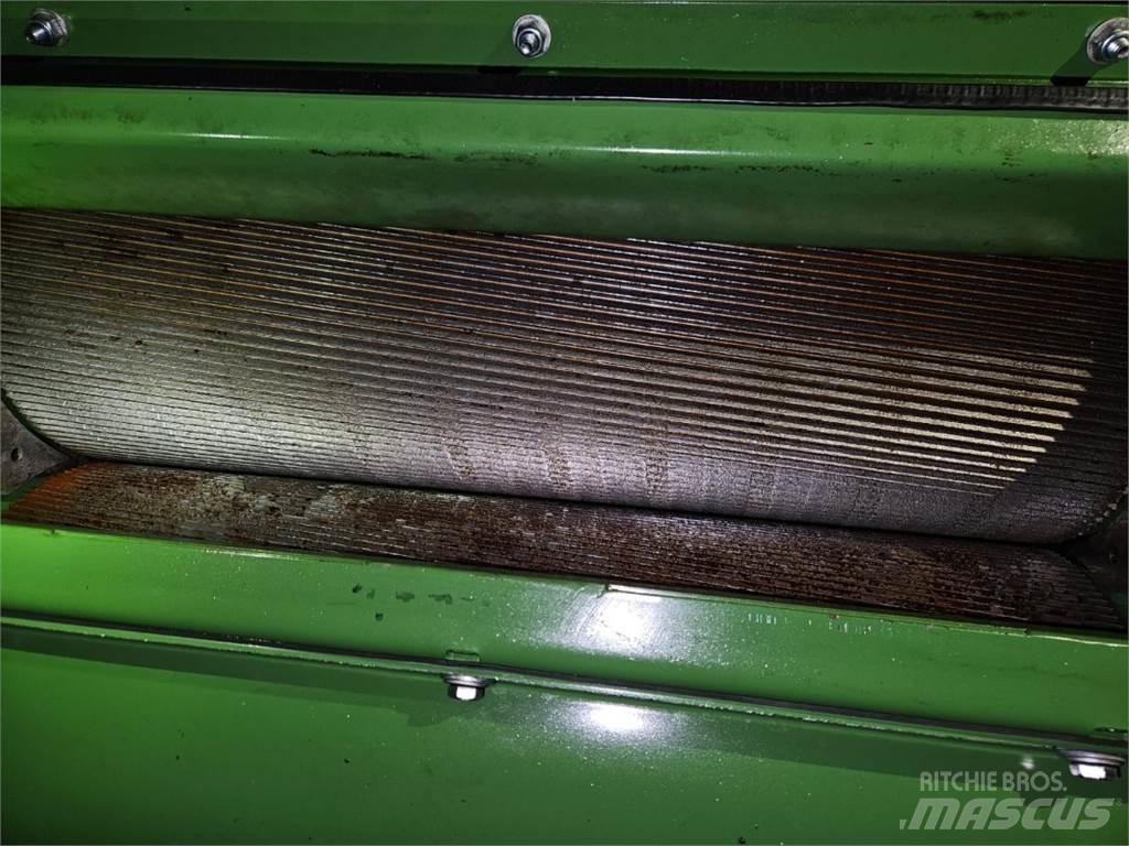 Krone BiG X 630 Getrokken veldhakselaar