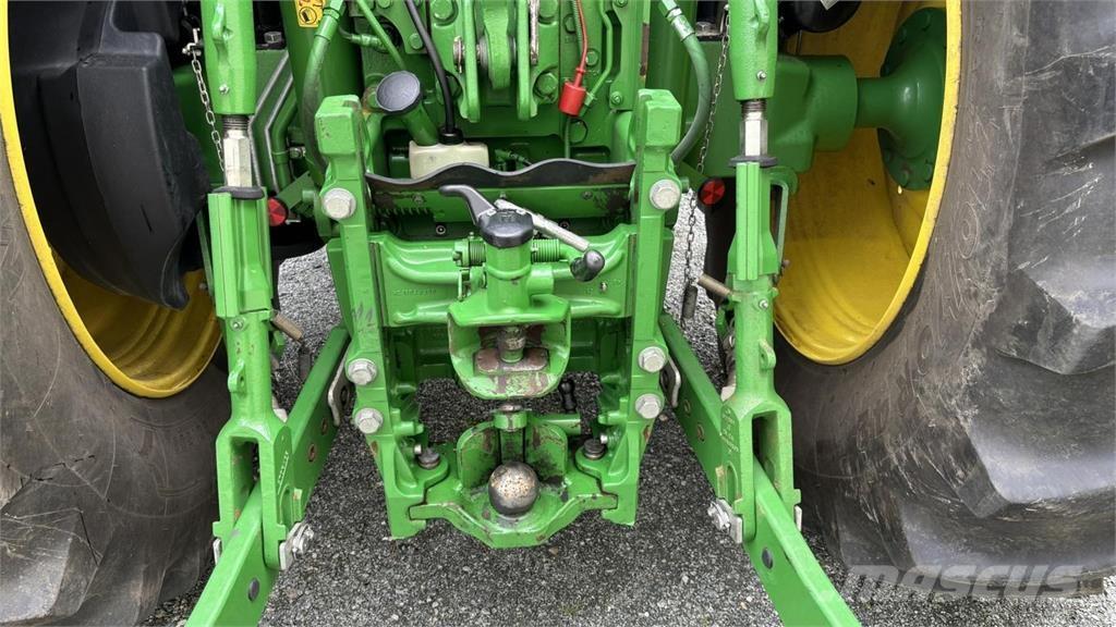 John Deere 6R195 Tractoren