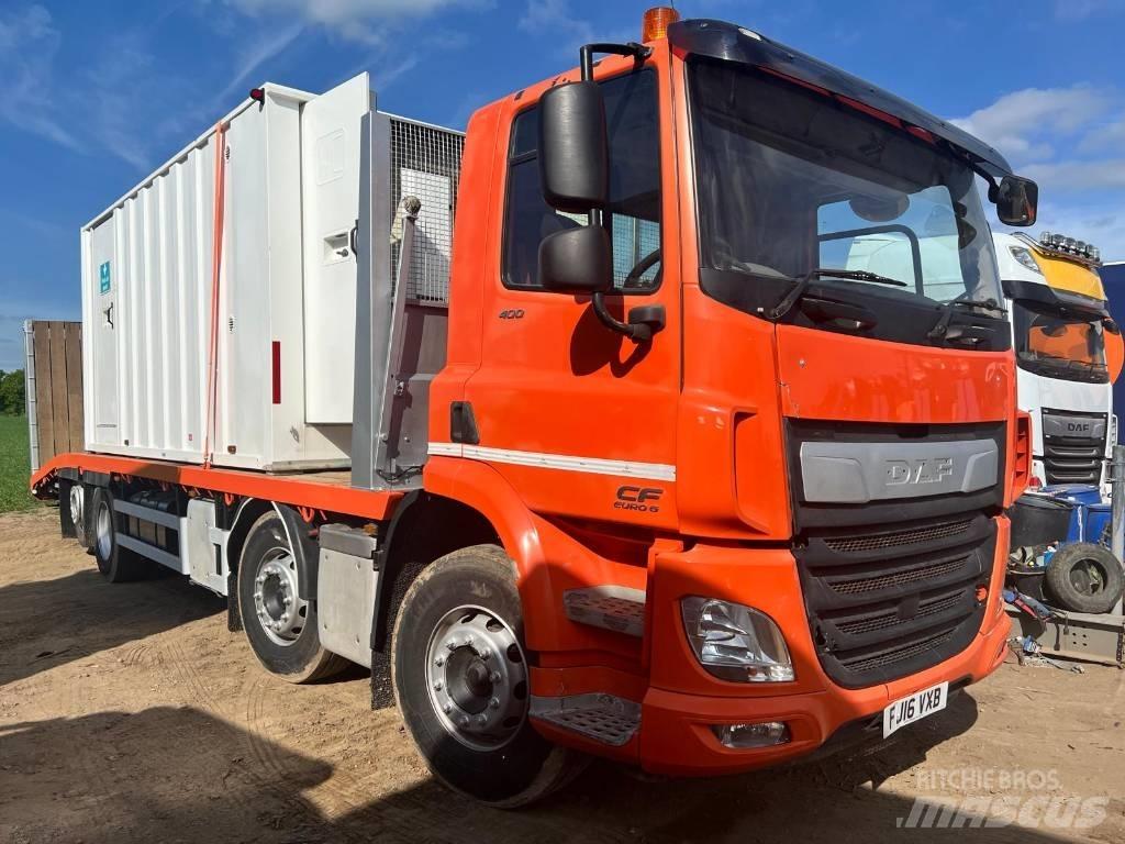 DAF CF 400 Vrachtwagen met vlakke laadvloer en lier