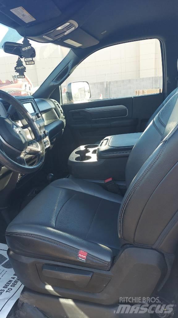 RAM 5500 Platte bakwagens
