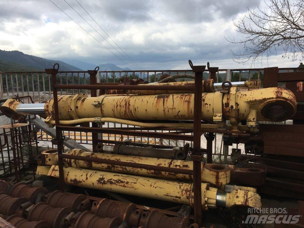 CAT 5080 Rupsgraafmachines