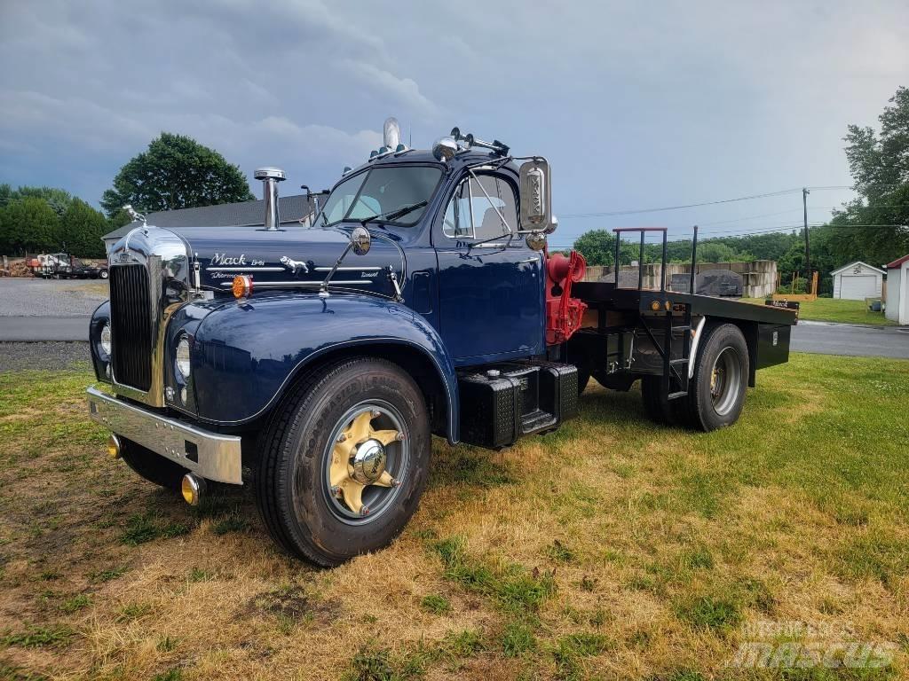 Mack B 61 Sleepwagens