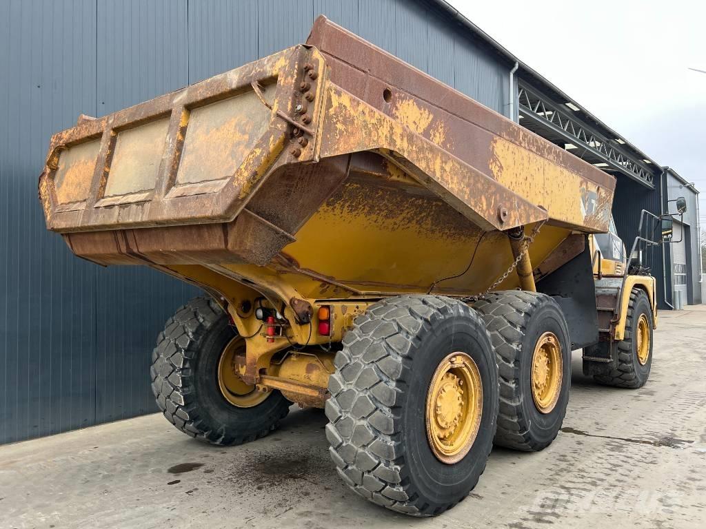 CAT 730 Knik dumptrucks