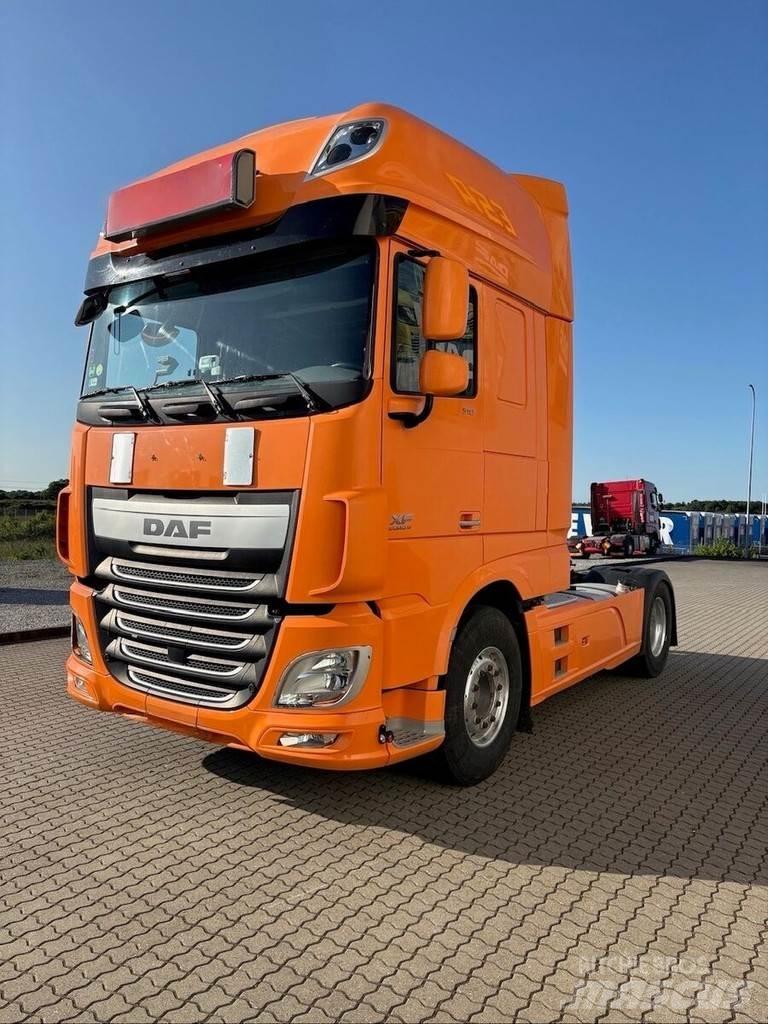 DAF XF 106 510 Trekkers