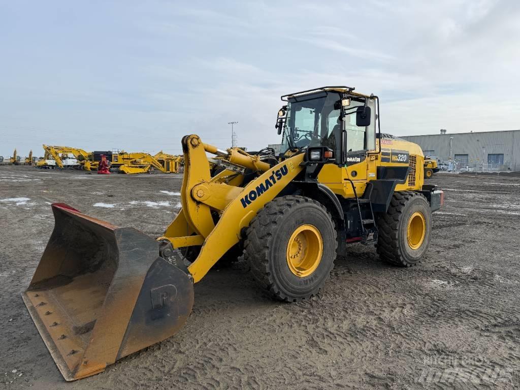 Komatsu WA320-8 Wielladers