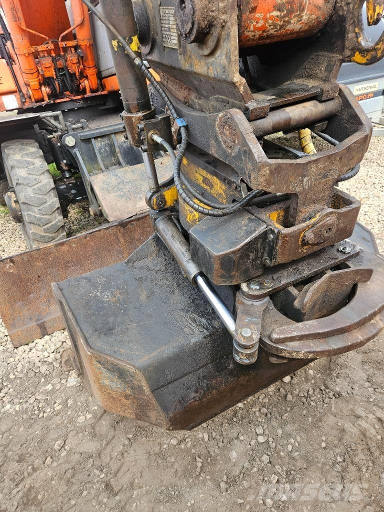 Fiat-Hitachi EX165W Wielgraafmachines
