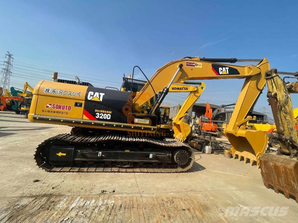 CAT 326 D2 Rupsgraafmachines