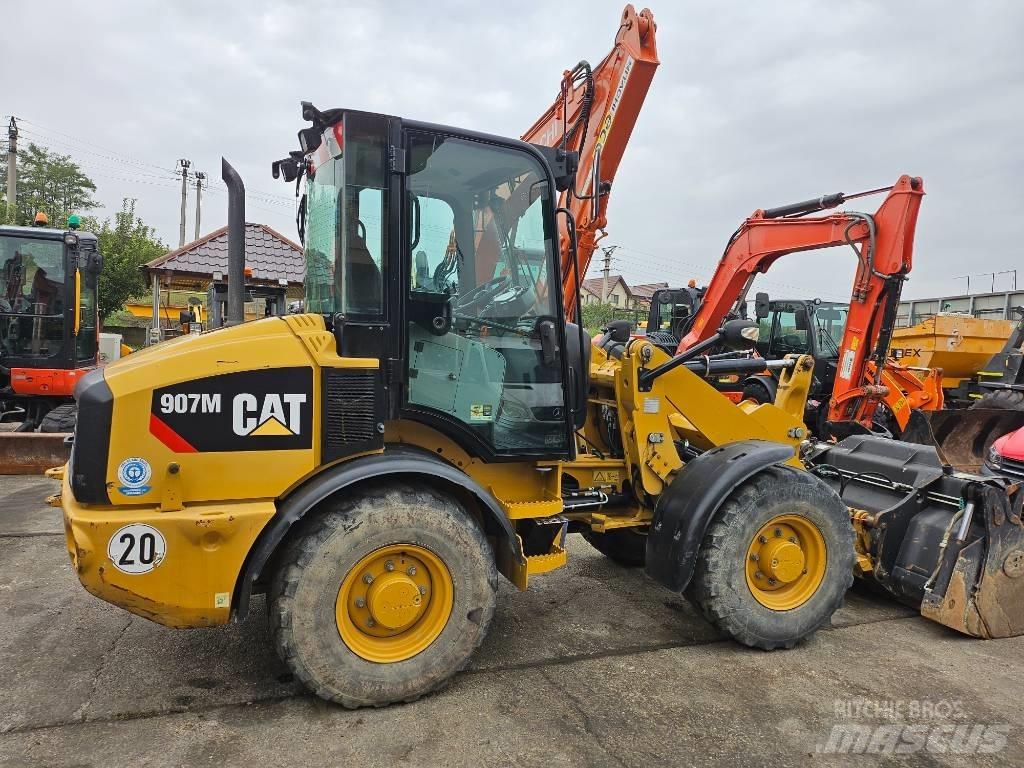 CAT 907M Wielladers
