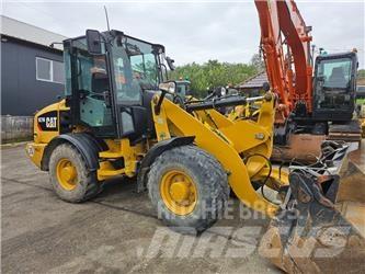 CAT 907M Wielladers