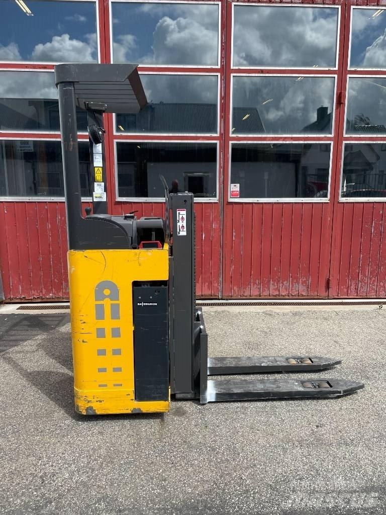 Atlet A160 Zelfrijdende stapelaars