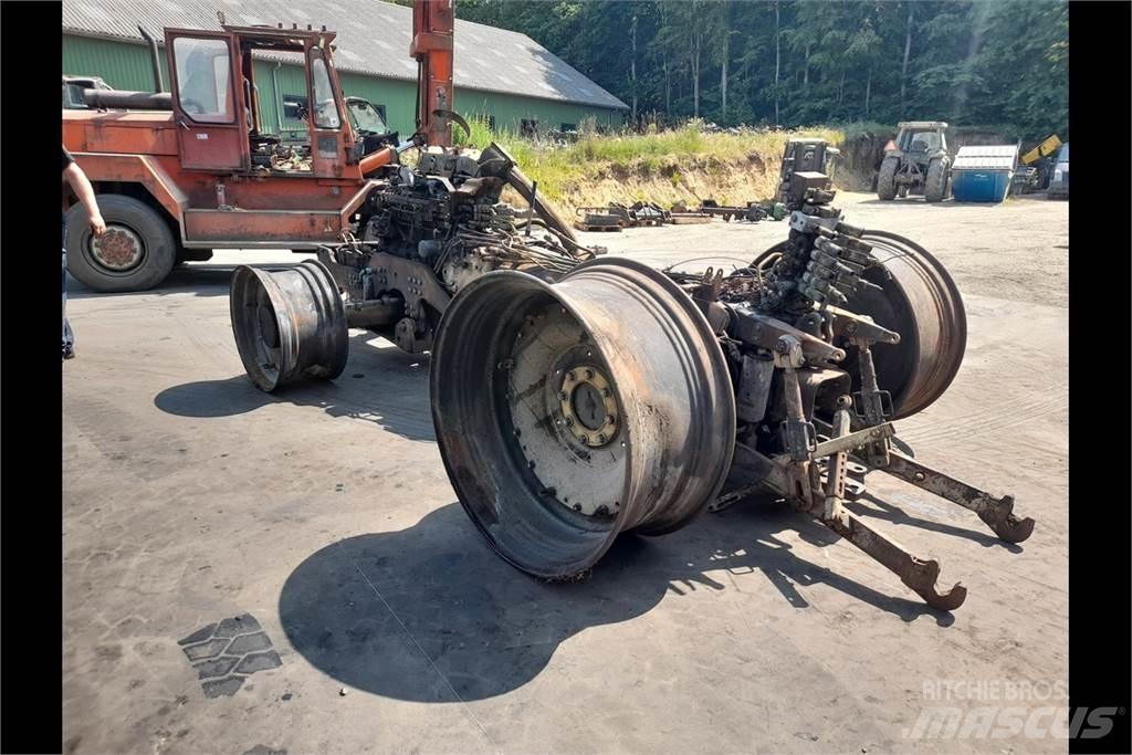 Valtra T213 Tractoren