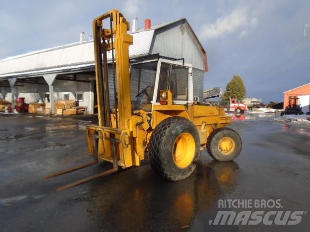 JCB 930-4 Knikarmhoogwerkers