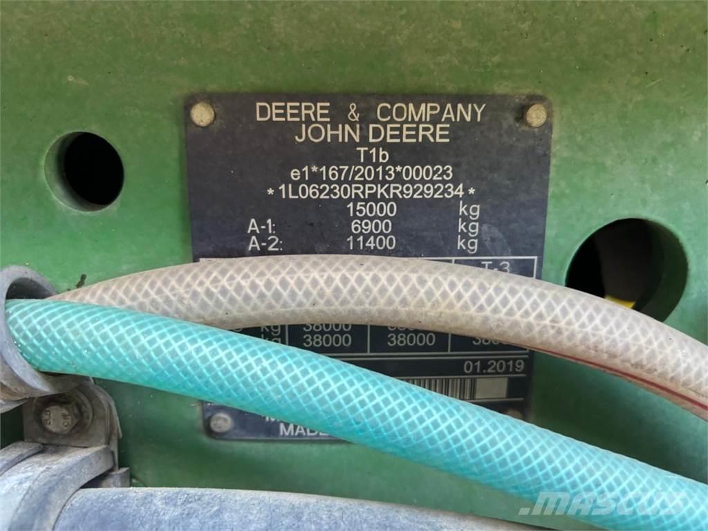 John Deere 6230R Tractoren