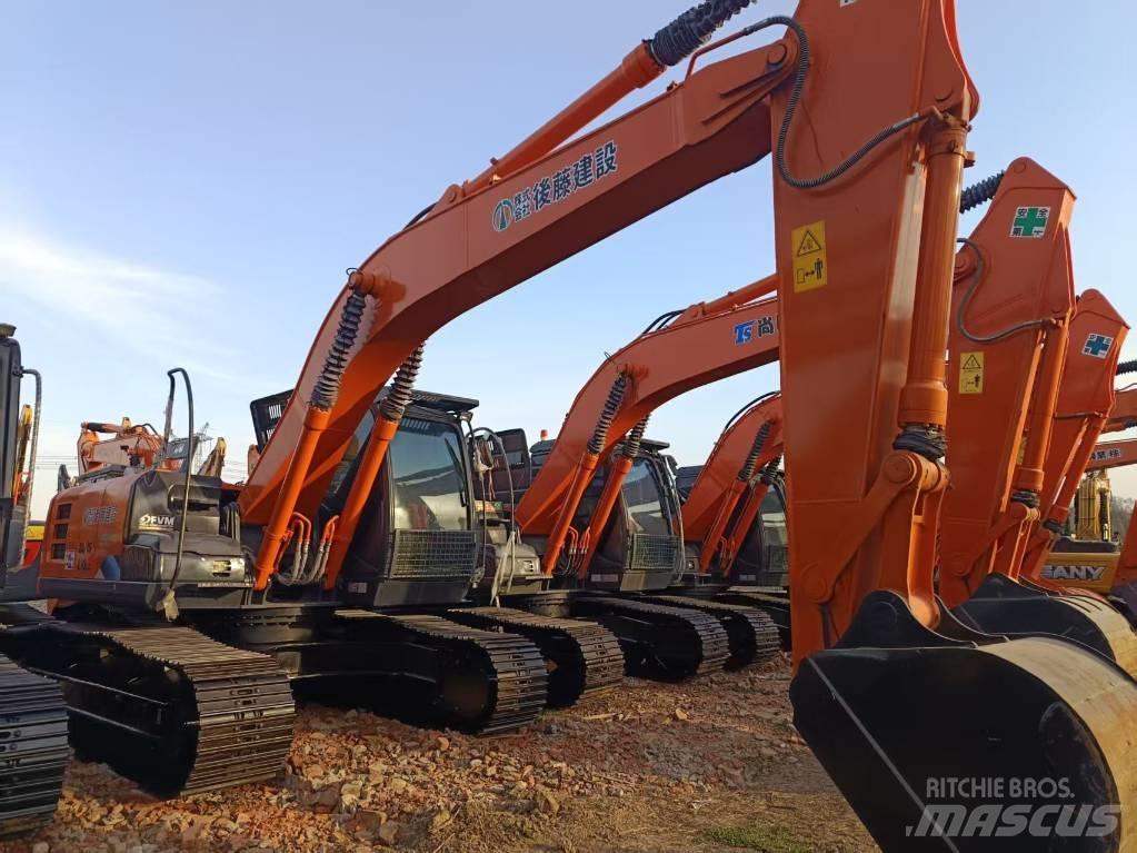 Hitachi ZX210 Rupsgraafmachines