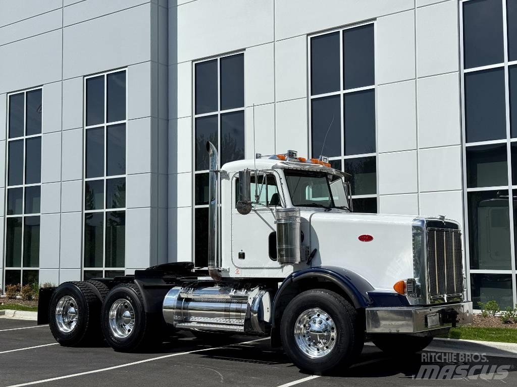 Peterbilt 357 Trekkers