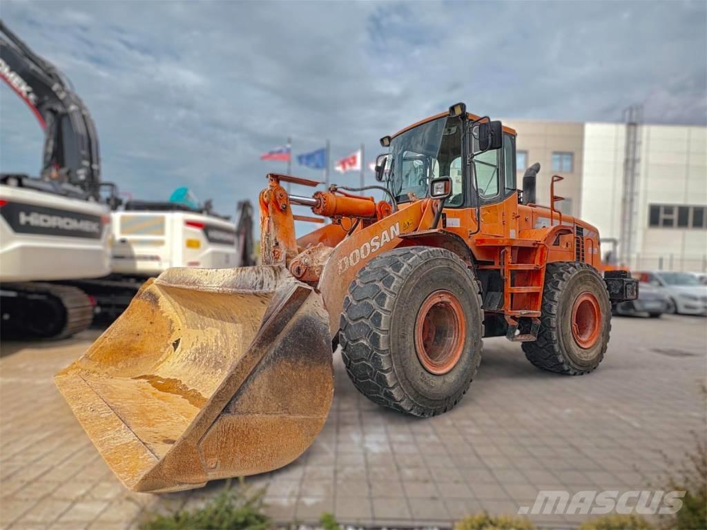 Doosan DL 300 Wielladers
