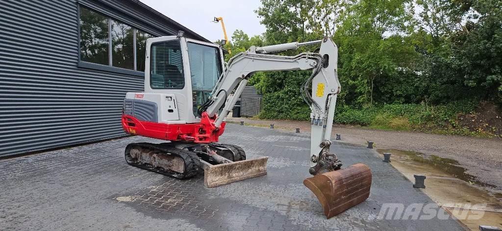 Takeuchi TB228 Minigraafmachines < 7t
