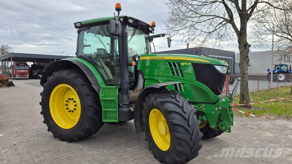John Deere 6170 R Tractoren