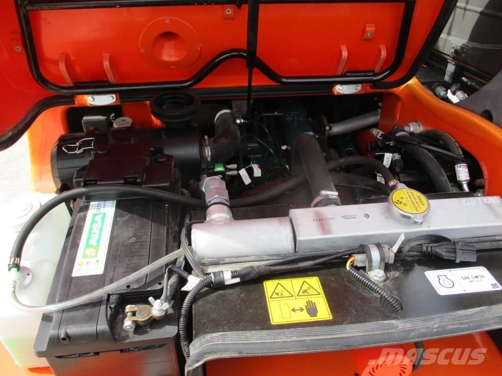 Ausa T144 H X4 (909) Verreikers