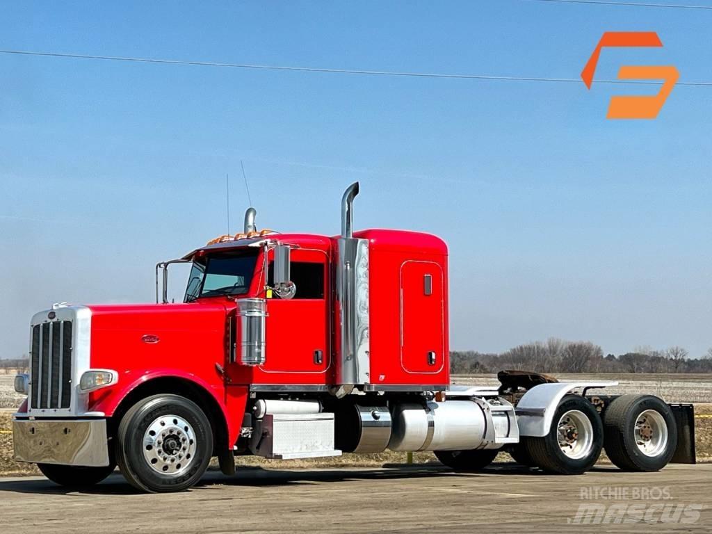 Peterbilt 388 Trekkers