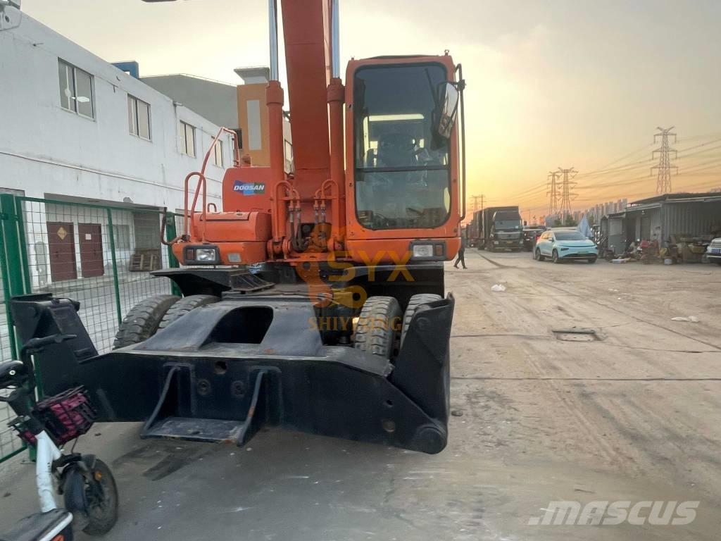 Doosan DH210W-7 Wielgraafmachines