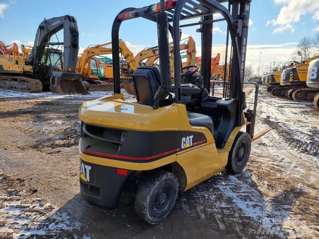 CAT DP 25 N Diesel heftrucks