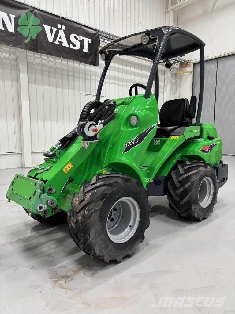 Avant 528 Knik- en schrankladers