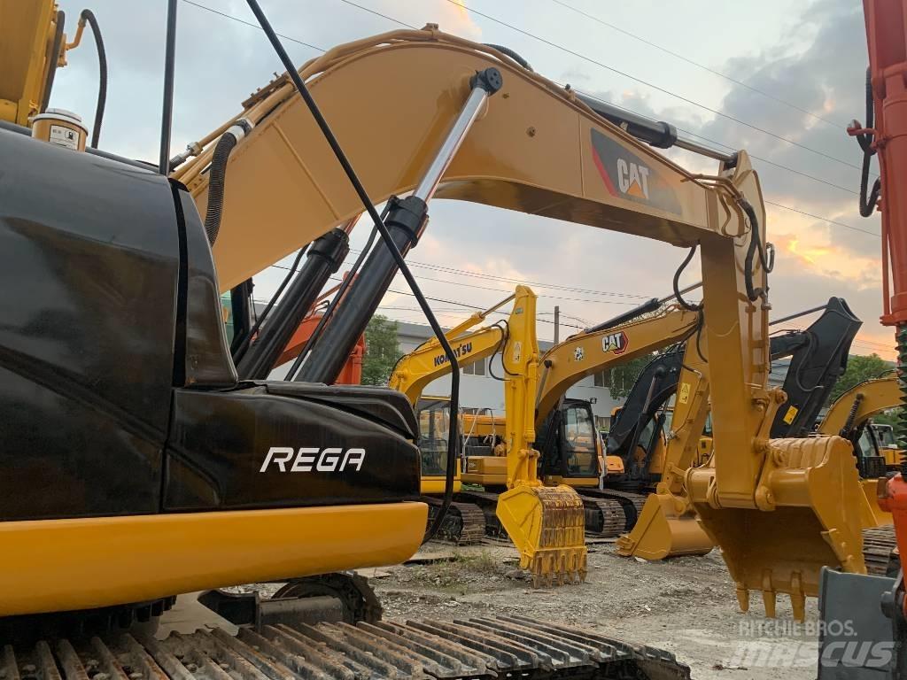 CAT 325 D Rupsgraafmachines