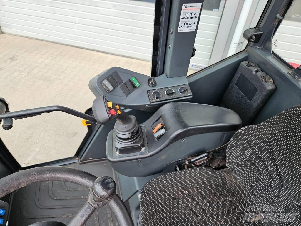 Schäffer 6680Z-II Wielladers