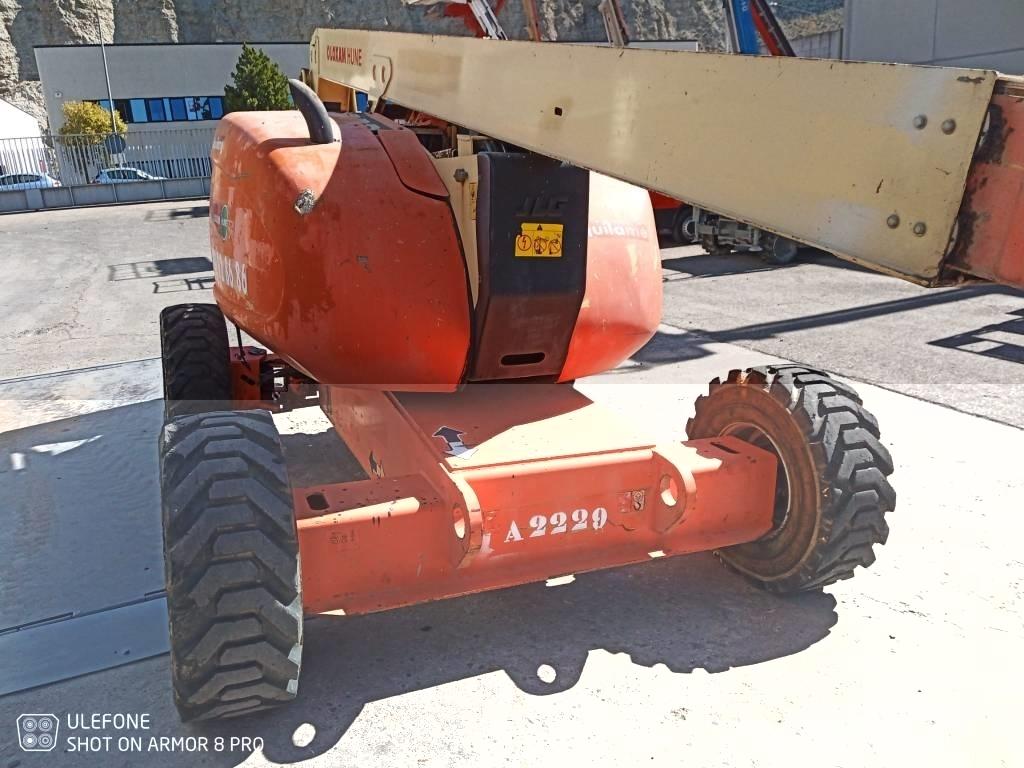 JLG 600 AJ Knikarmhoogwerkers