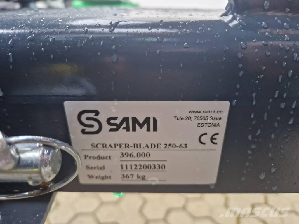 Sami Vikplog 240 Sneeuwschuivers en -ploegen