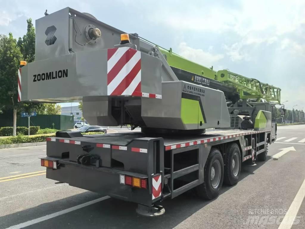 Zoomlion ZCT 251 V Takels, lieren en materiaalliften