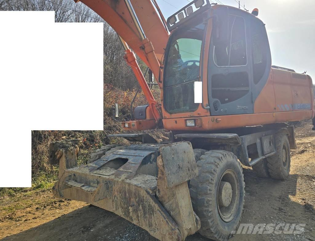 Doosan DX 210 W Wielgraafmachines