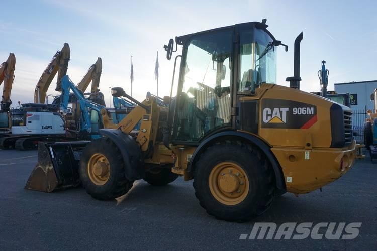 CAT 906M Wielladers
