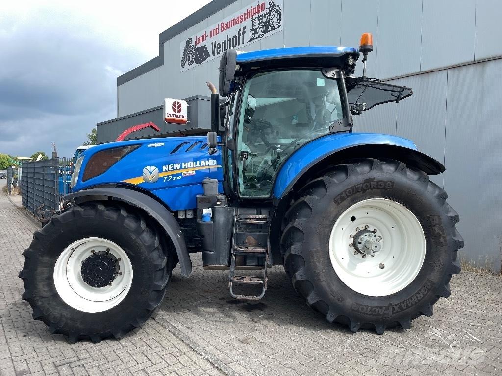 New Holland T 7.230 Tractoren