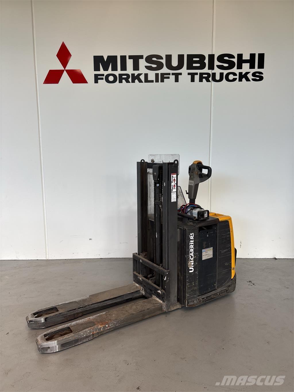 Atlet PDP200 Zelfrijdende stapelaars